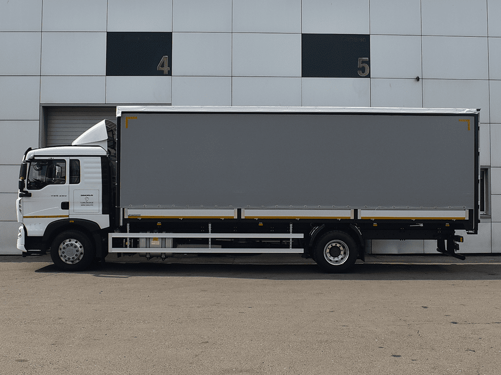 Шторный фургон на шасси Howo T5G